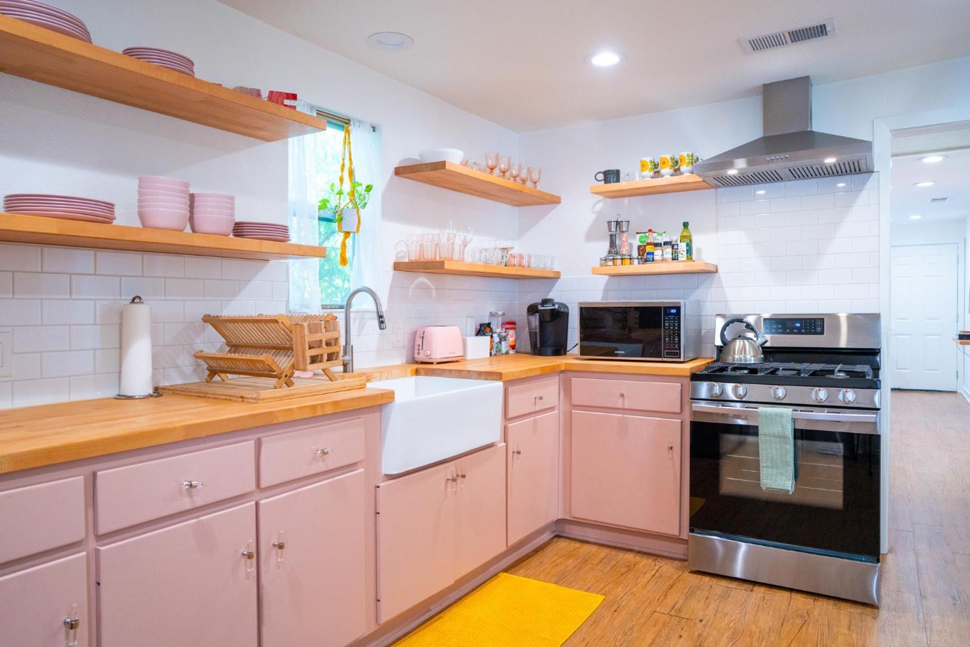 אוסטין Stylish, Artsy Bungalow Central Eastside מראה חיצוני תמונה