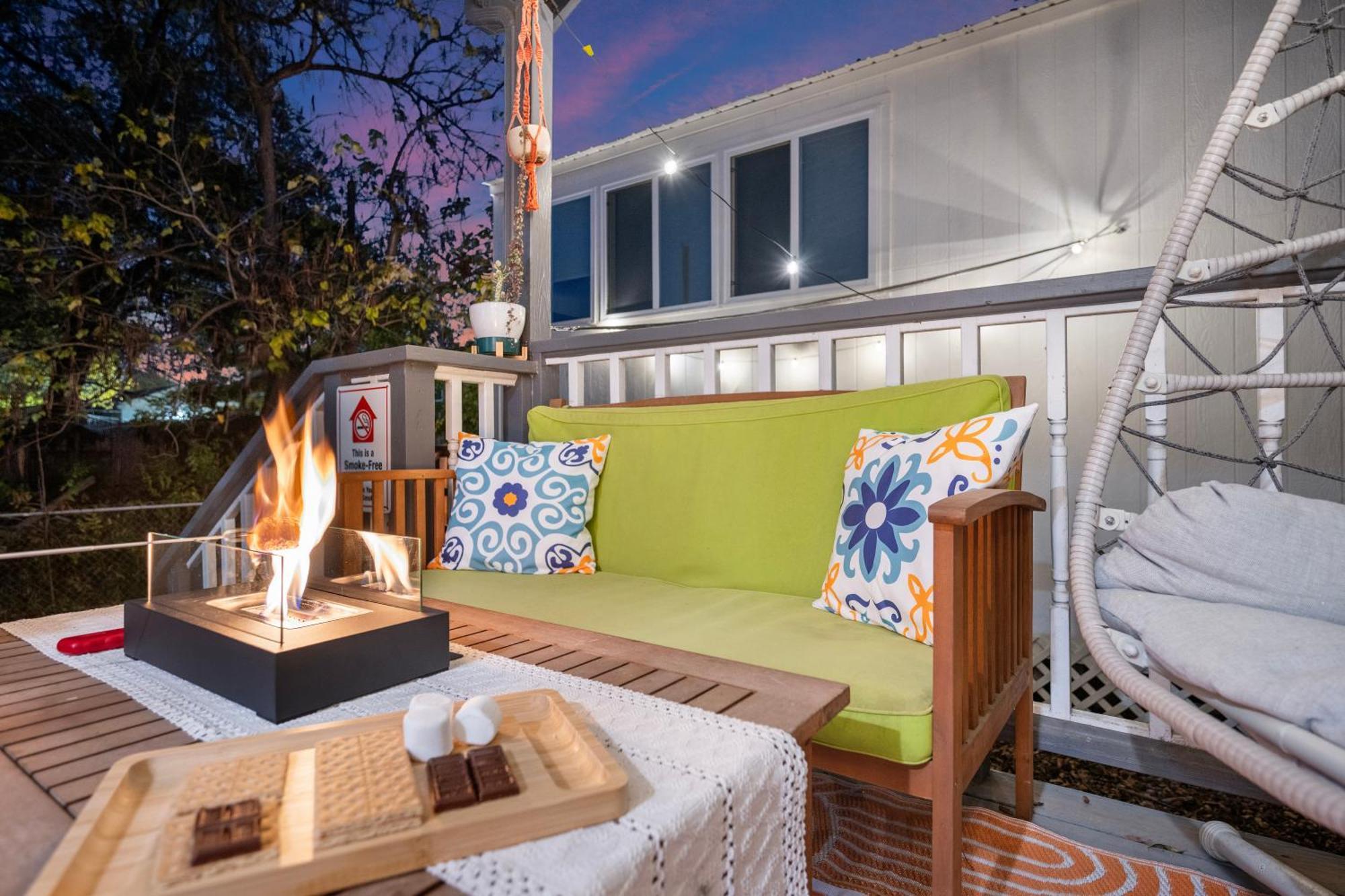אוסטין Stylish, Artsy Bungalow Central Eastside מראה חיצוני תמונה